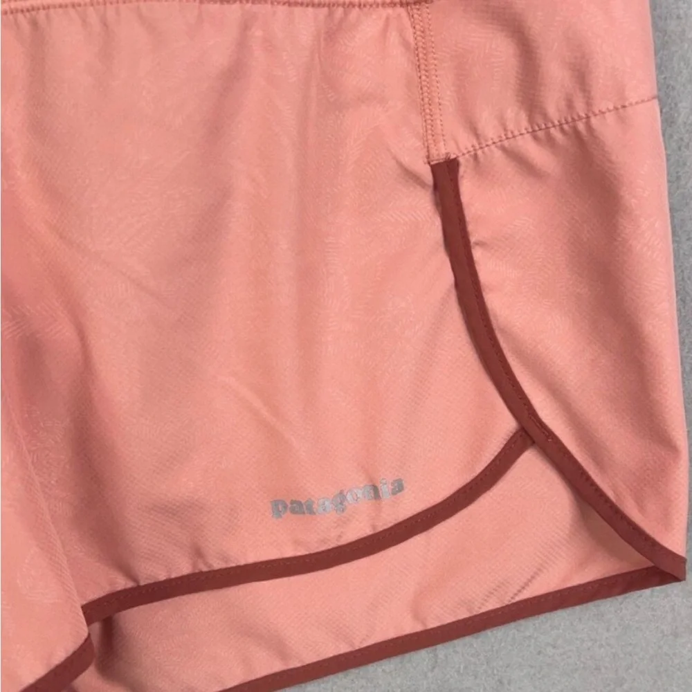 Like New Patagonia Women's Shorts - Picture 2 of 8